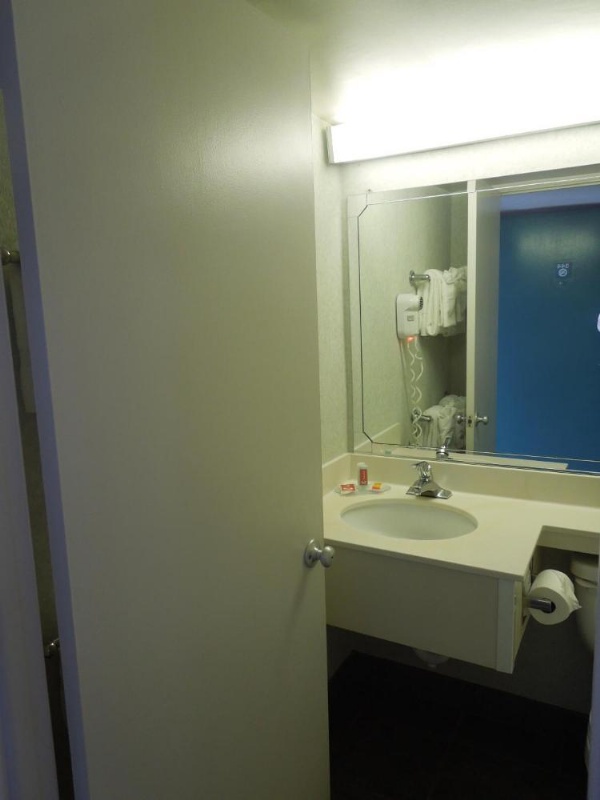 Ocean27 Hotel image 11