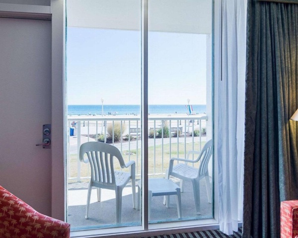 Ocean27 Hotel image 8